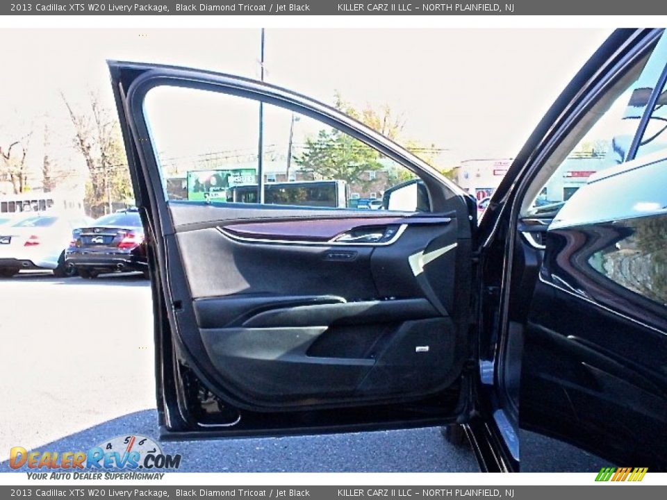 2013 Cadillac XTS W20 Livery Package Black Diamond Tricoat / Jet Black Photo #15
