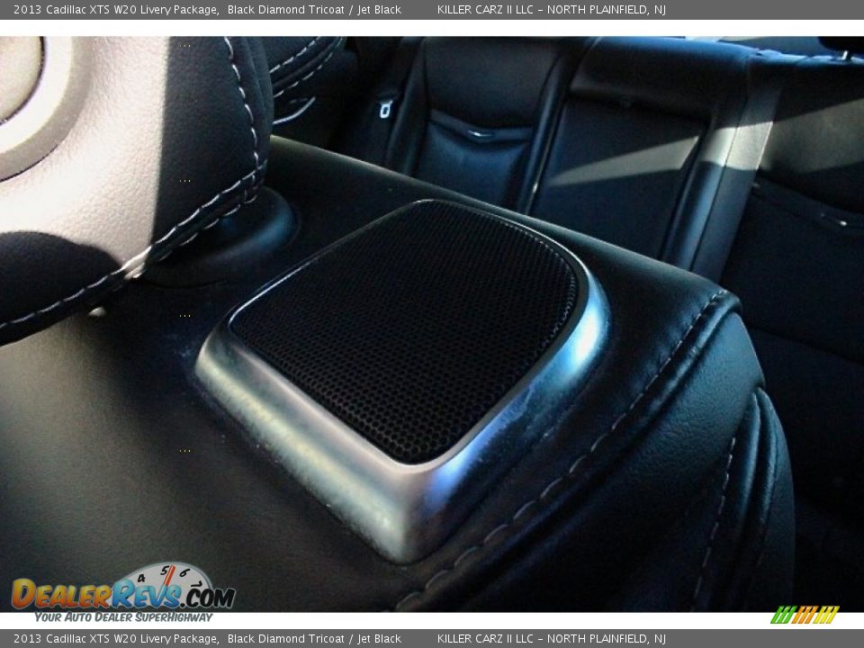 2013 Cadillac XTS W20 Livery Package Black Diamond Tricoat / Jet Black Photo #24