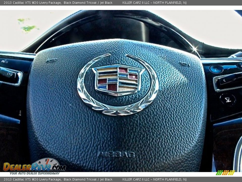 2013 Cadillac XTS W20 Livery Package Black Diamond Tricoat / Jet Black Photo #28