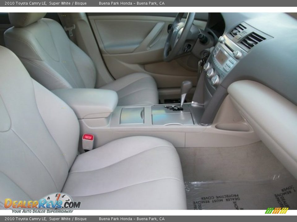 2010 Toyota Camry LE Super White / Bisque Photo #18