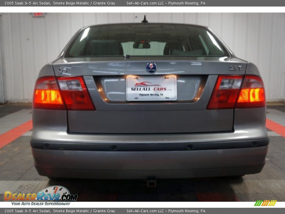 2005 Saab 9-5 Arc Sedan Smoke Beige Metallic / Granite Gray Photo #9