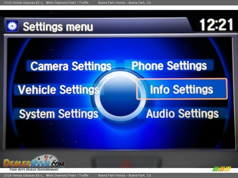 2016 Honda Odyssey EX-L White Diamond Pearl / Truffle Photo #20