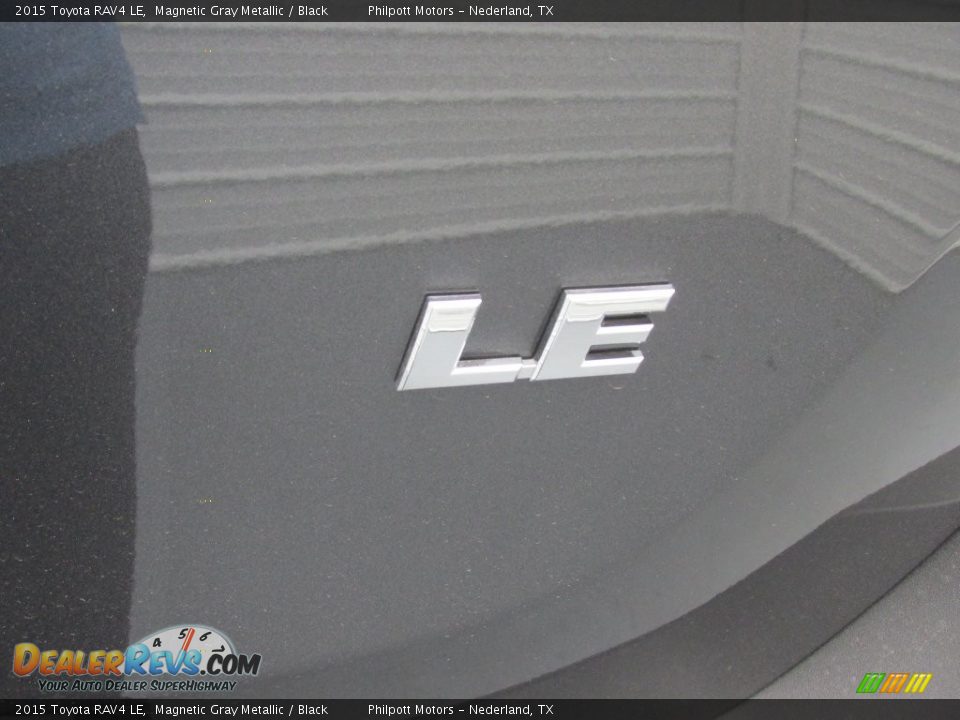 2015 Toyota RAV4 LE Magnetic Gray Metallic / Black Photo #14