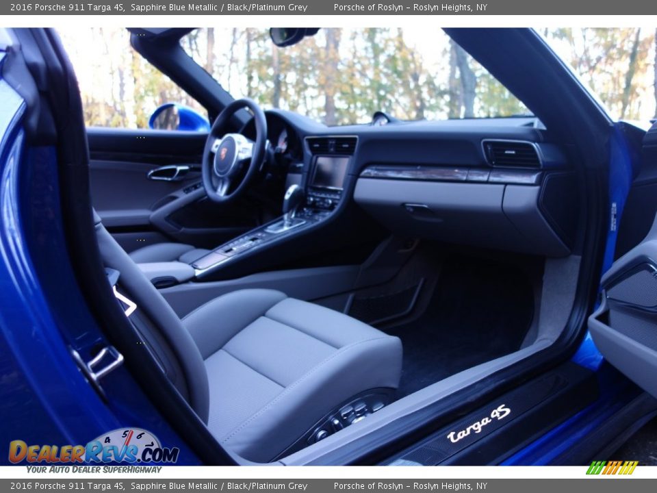 2016 Porsche 911 Targa 4S Sapphire Blue Metallic / Black/Platinum Grey Photo #17