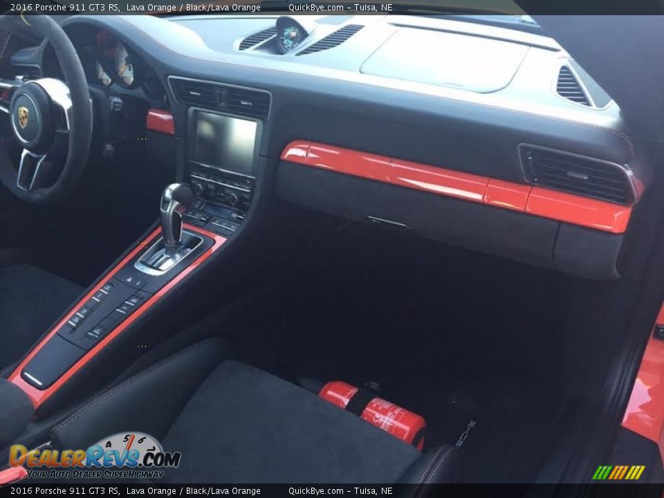 Dashboard of 2016 Porsche 911 GT3 RS Photo #10