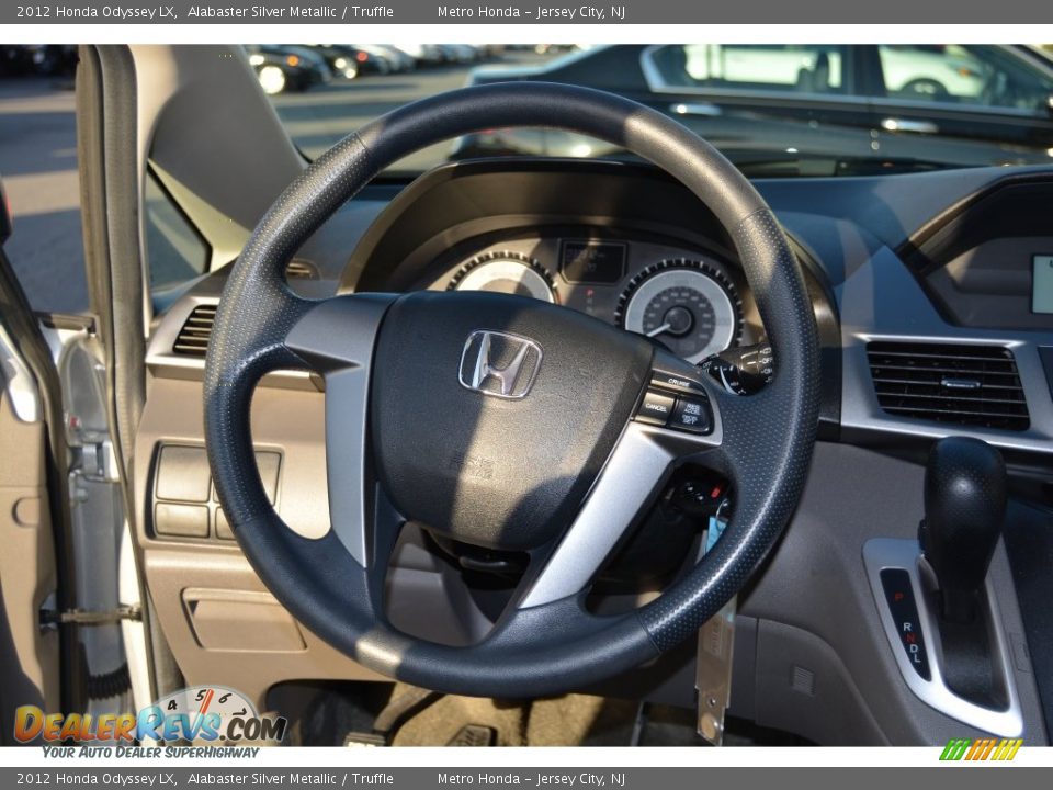 2012 Honda Odyssey LX Alabaster Silver Metallic / Truffle Photo #15