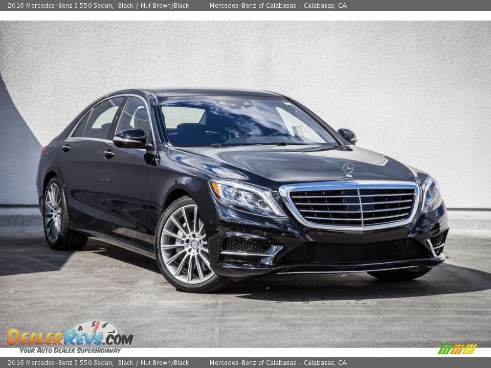 Front 3/4 View of 2016 Mercedes-Benz S 550 Sedan Photo #12