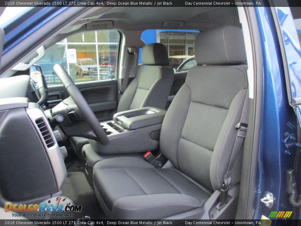 Front Seat of 2016 Chevrolet Silverado 1500 LT Z71 Crew Cab 4x4 Photo #12