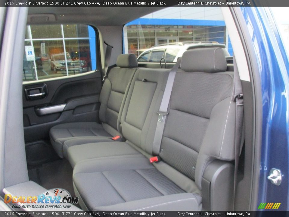 Rear Seat of 2016 Chevrolet Silverado 1500 LT Z71 Crew Cab 4x4 Photo #13