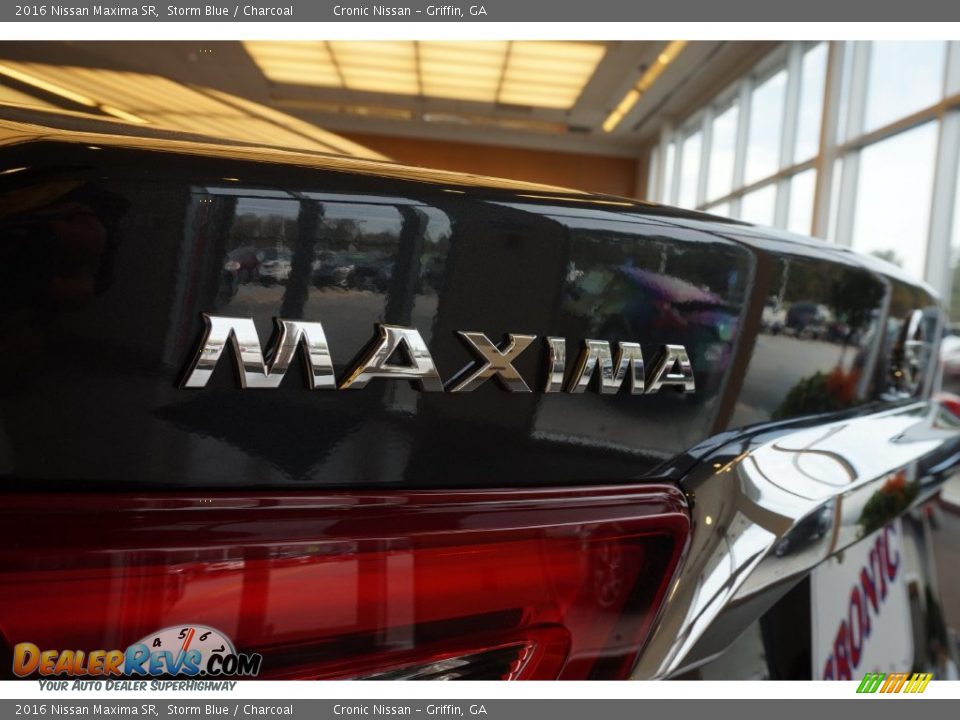 2016 Nissan Maxima SR Storm Blue / Charcoal Photo #12