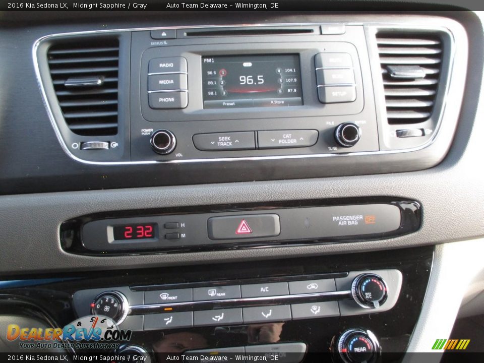 2016 Kia Sedona LX Midnight Sapphire / Gray Photo #6