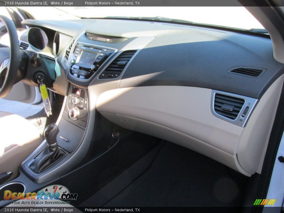 2016 Hyundai Elantra SE White / Beige Photo #16
