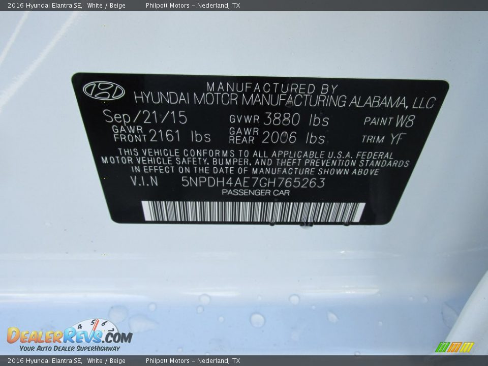 2016 Hyundai Elantra SE White / Beige Photo #31