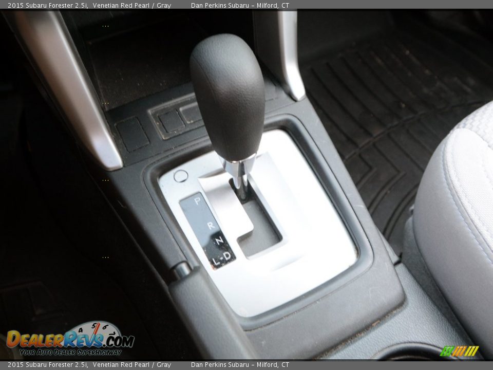 2015 Subaru Forester 2.5i Venetian Red Pearl / Gray Photo #10