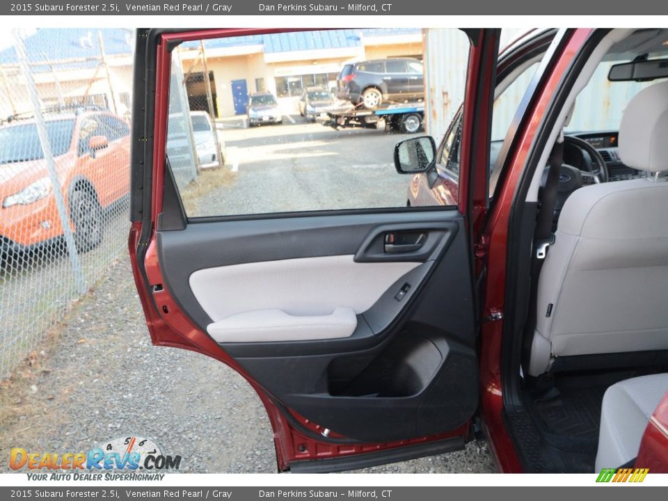 2015 Subaru Forester 2.5i Venetian Red Pearl / Gray Photo #14