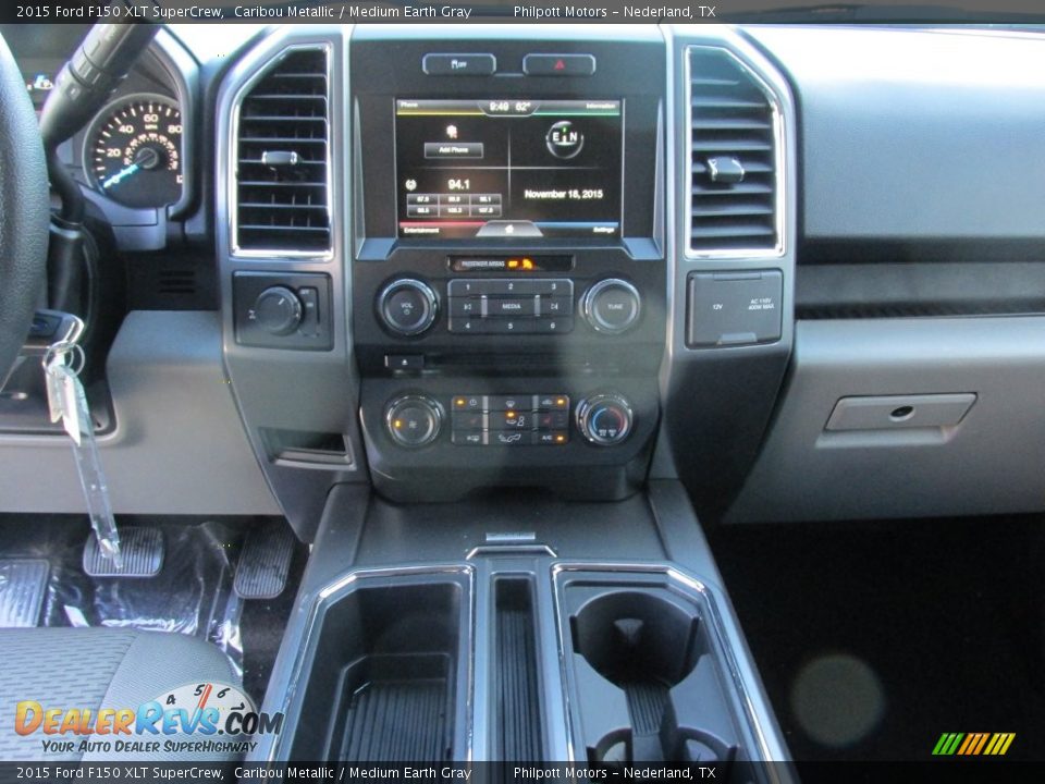 2015 Ford F150 XLT SuperCrew Caribou Metallic / Medium Earth Gray Photo #25