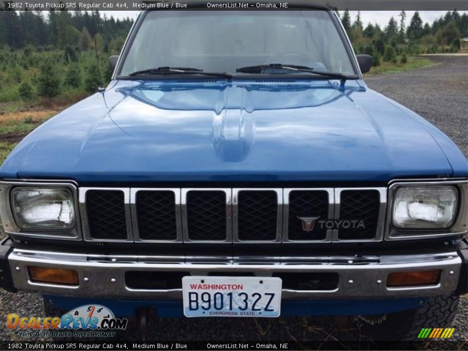 1982 Toyota Pickup SR5 Regular Cab 4x4 Medium Blue / Blue Photo #4