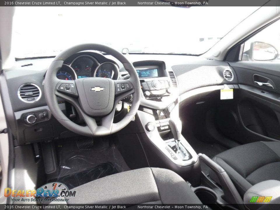 2016 Chevrolet Cruze Limited LT Champagne Silver Metallic / Jet Black Photo #13