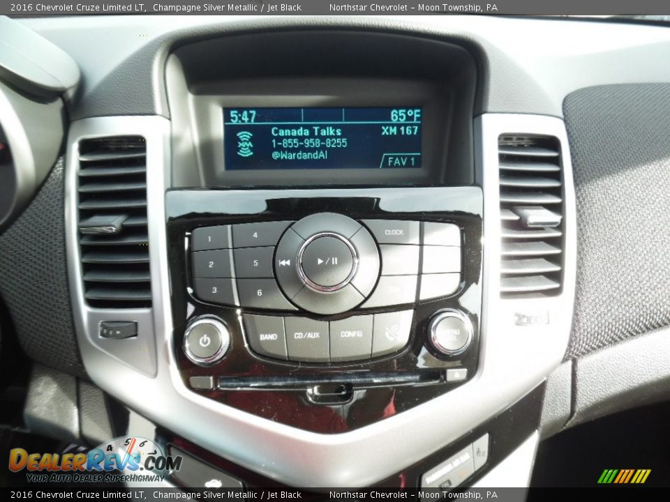 2016 Chevrolet Cruze Limited LT Champagne Silver Metallic / Jet Black Photo #18