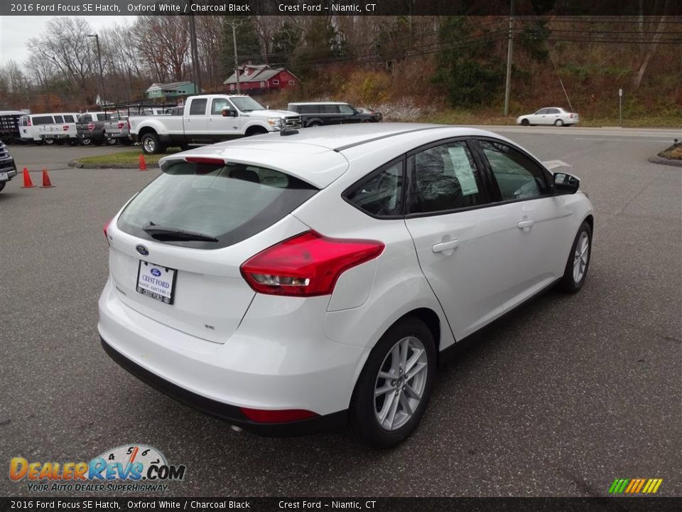 2016 Ford Focus SE Hatch Oxford White / Charcoal Black Photo #7