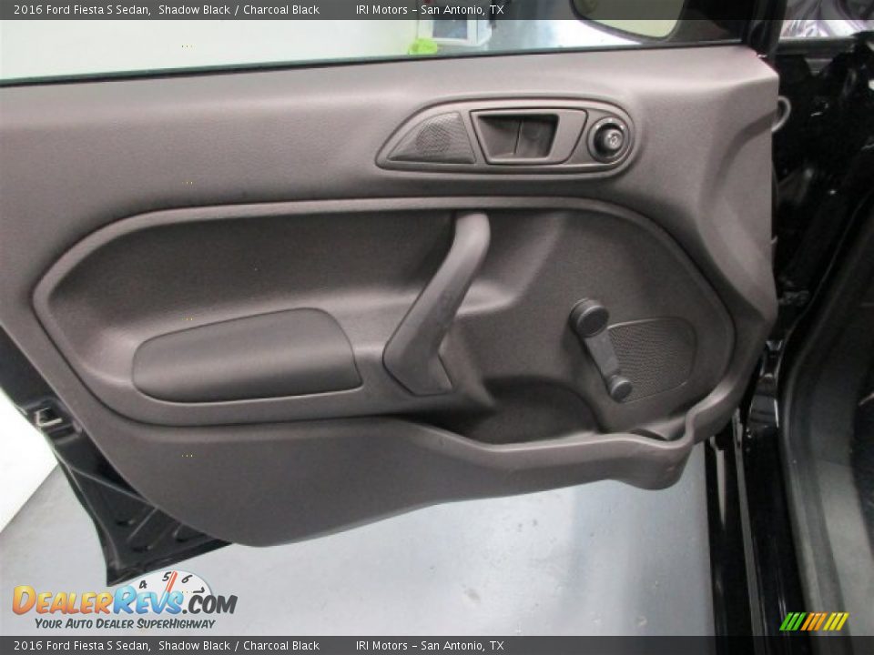 2016 Ford Fiesta S Sedan Shadow Black / Charcoal Black Photo #12