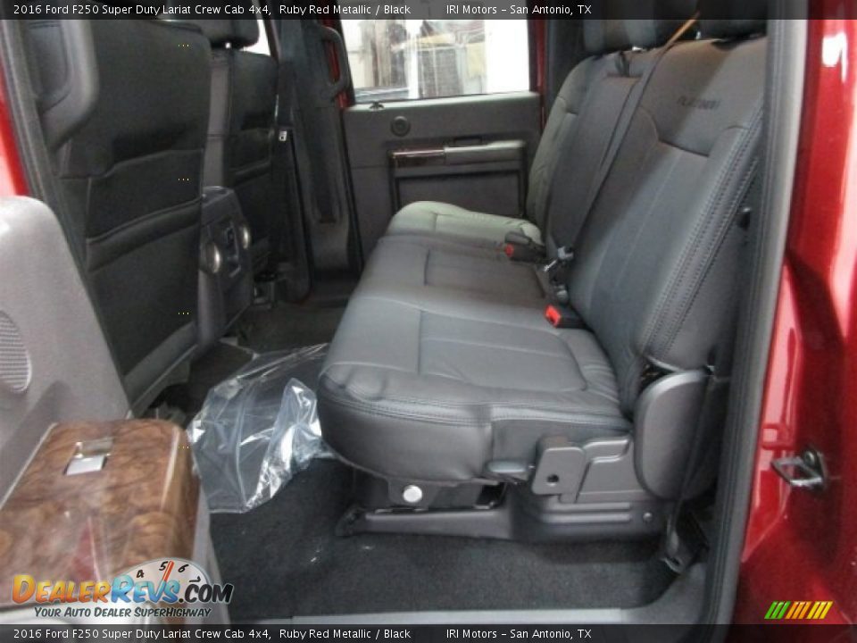 2016 Ford F250 Super Duty Lariat Crew Cab 4x4 Ruby Red Metallic / Black Photo #18