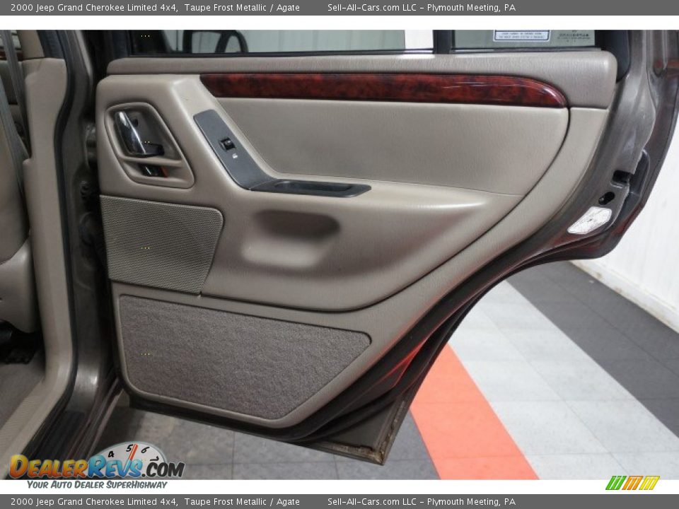 2000 Jeep Grand Cherokee Limited 4x4 Taupe Frost Metallic / Agate Photo #18