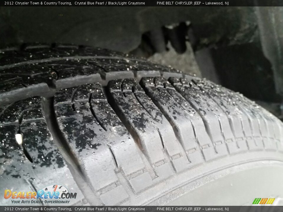 2012 Chrysler Town & Country Touring Crystal Blue Pearl / Black/Light Graystone Photo #21