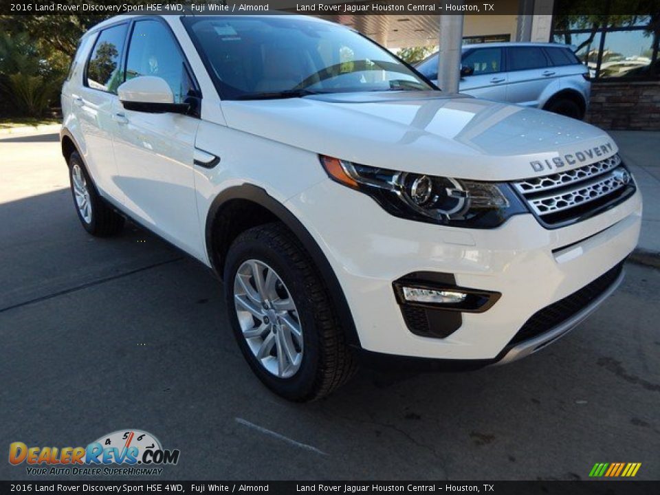 2016 Land Rover Discovery Sport HSE 4WD Fuji White / Almond Photo #2