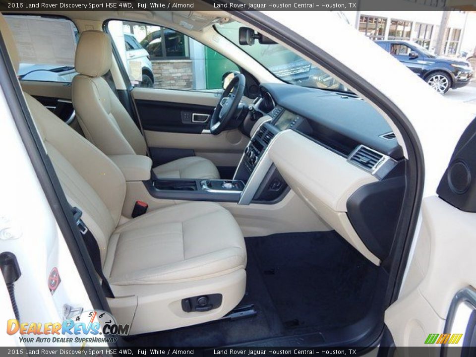 2016 Land Rover Discovery Sport HSE 4WD Fuji White / Almond Photo #5
