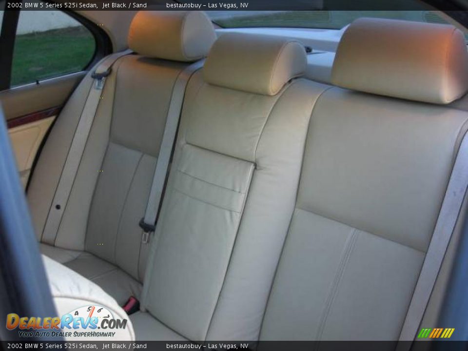 2002 BMW 5 Series 525i Sedan Jet Black / Sand Photo #16