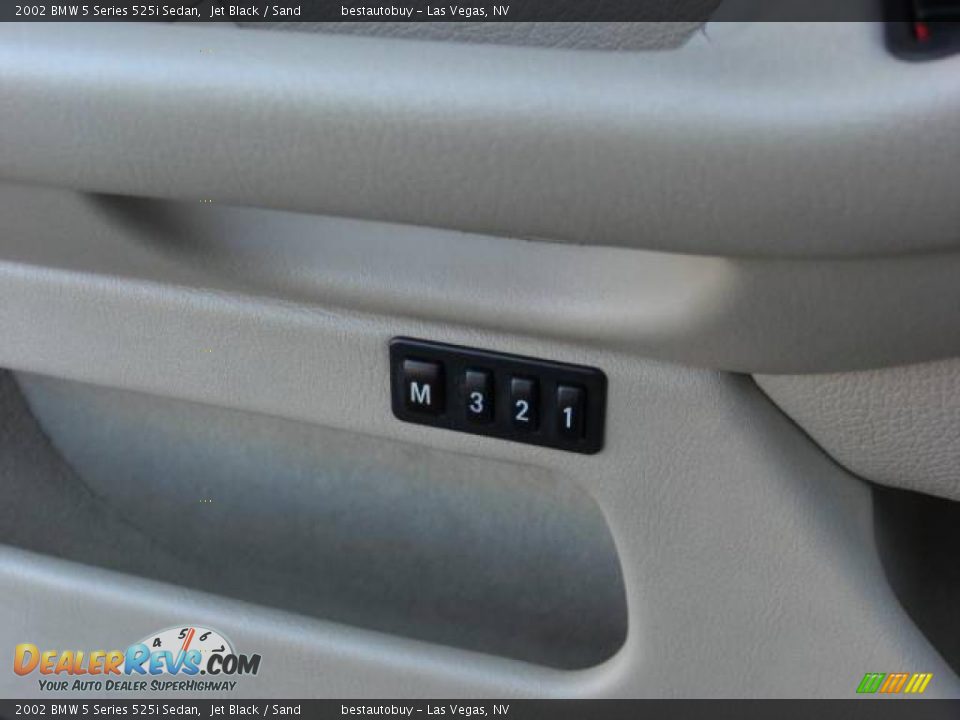 2002 BMW 5 Series 525i Sedan Jet Black / Sand Photo #27