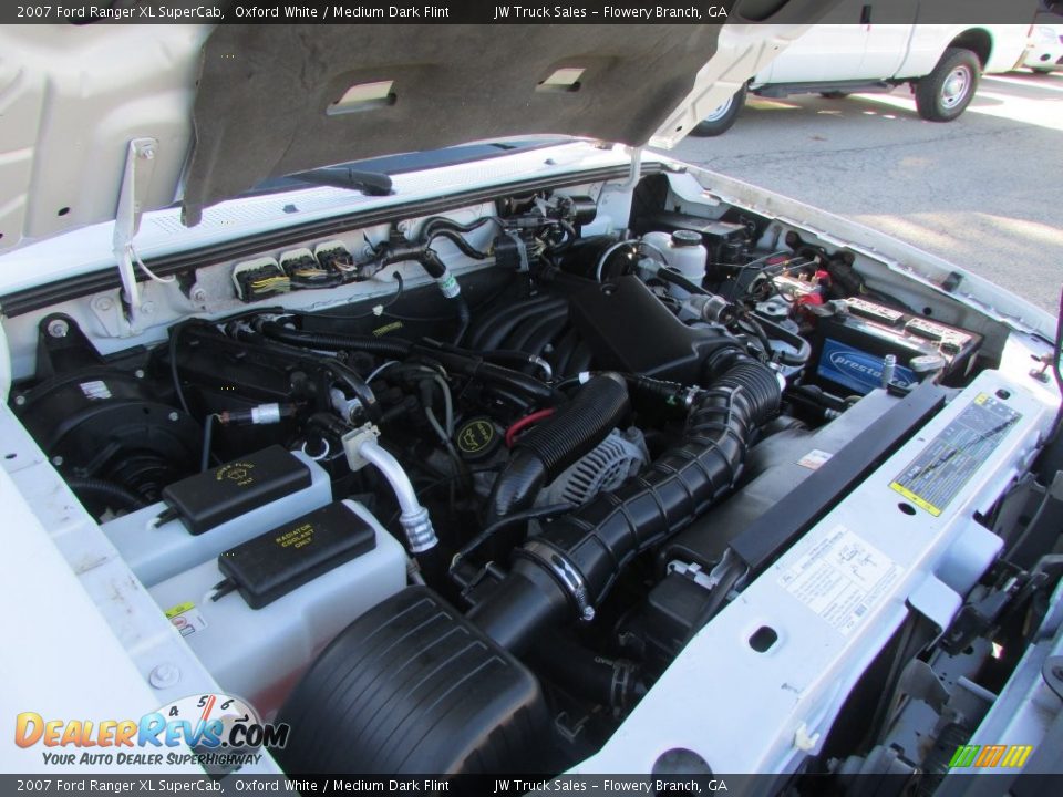 2007 Ford Ranger XL SuperCab Oxford White / Medium Dark Flint Photo #17