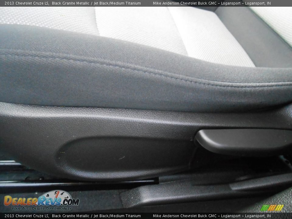 2013 Chevrolet Cruze LS Black Granite Metallic / Jet Black/Medium Titanium Photo #10