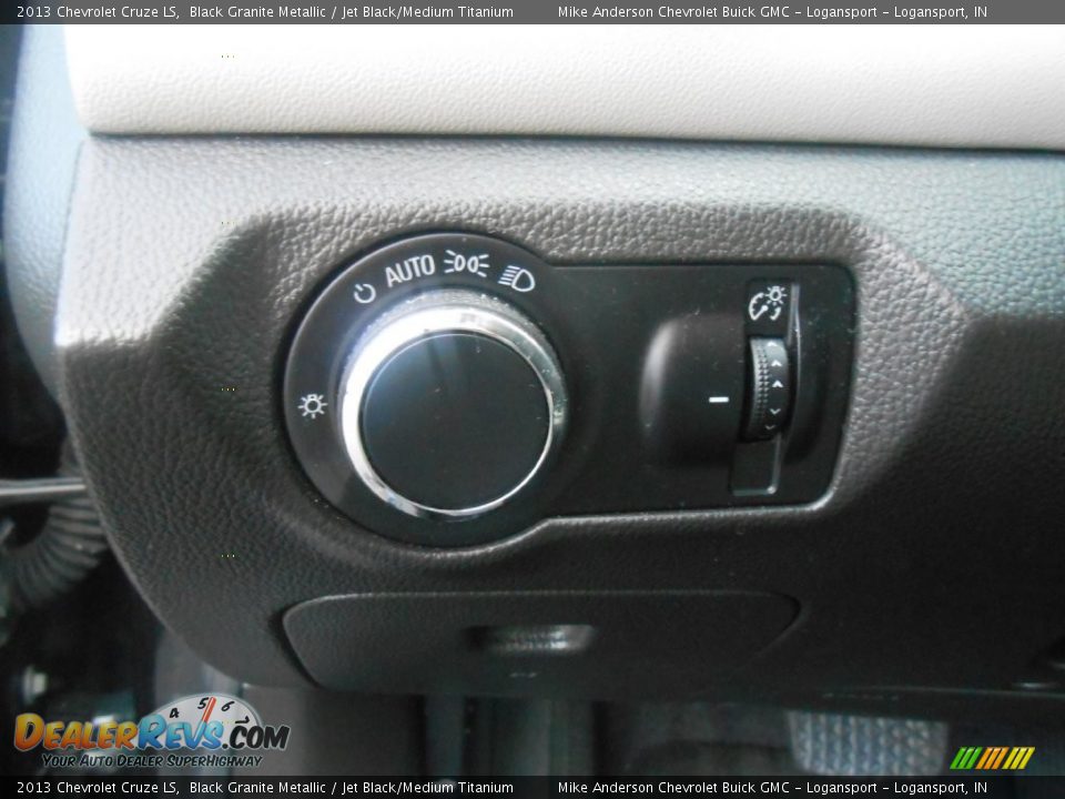 2013 Chevrolet Cruze LS Black Granite Metallic / Jet Black/Medium Titanium Photo #12
