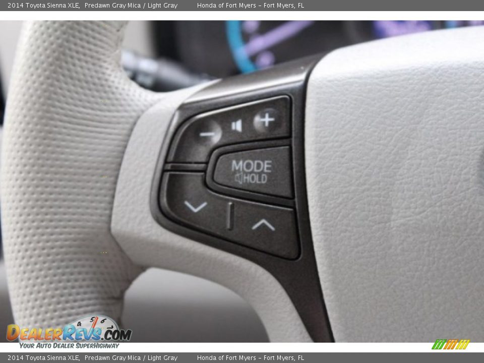 2014 Toyota Sienna XLE Predawn Gray Mica / Light Gray Photo #13