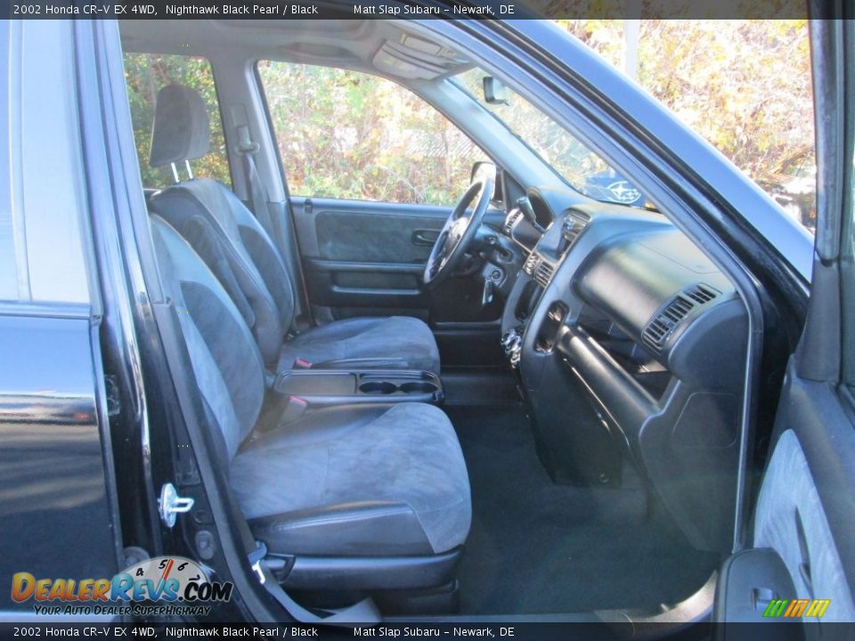 2002 Honda CR-V EX 4WD Nighthawk Black Pearl / Black Photo #17