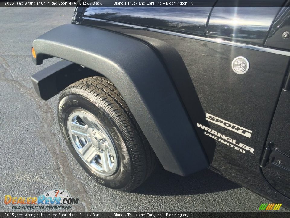 2015 Jeep Wrangler Unlimited Sport 4x4 Black / Black Photo #18