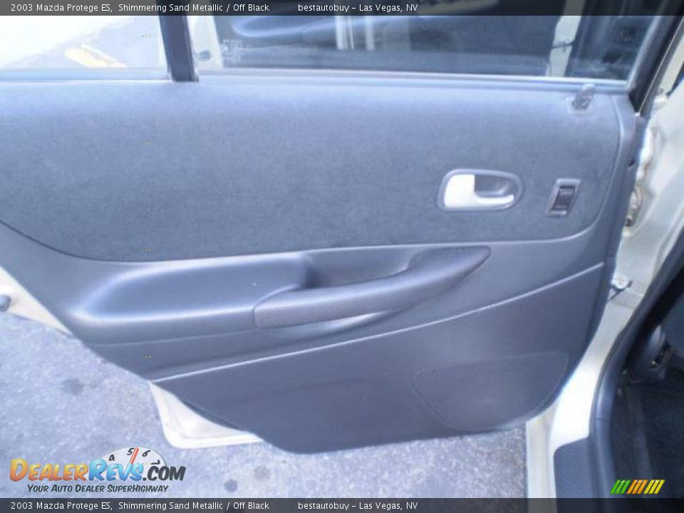 2003 Mazda Protege ES Shimmering Sand Metallic / Off Black Photo #25