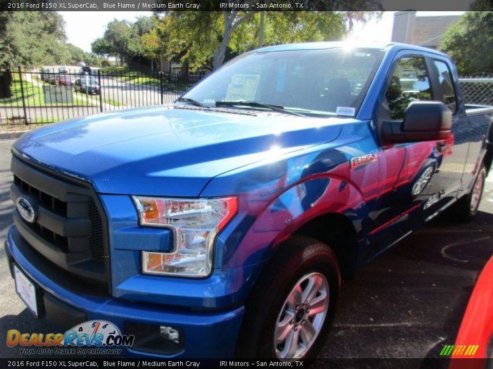2016 Ford F150 XL SuperCab Blue Flame / Medium Earth Gray Photo #2