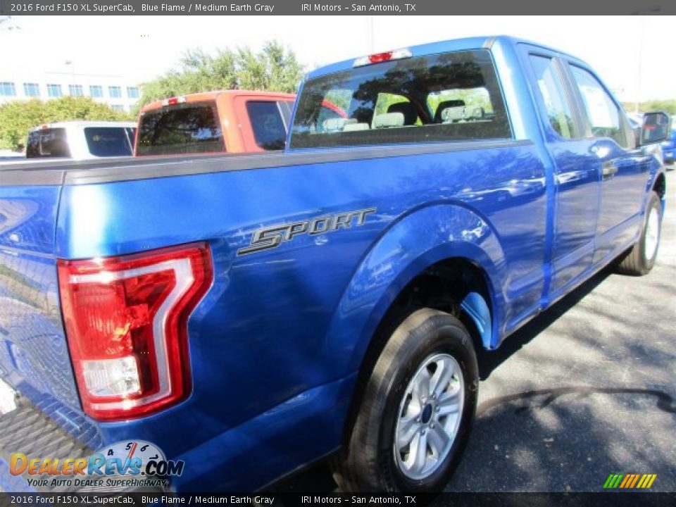2016 Ford F150 XL SuperCab Blue Flame / Medium Earth Gray Photo #8