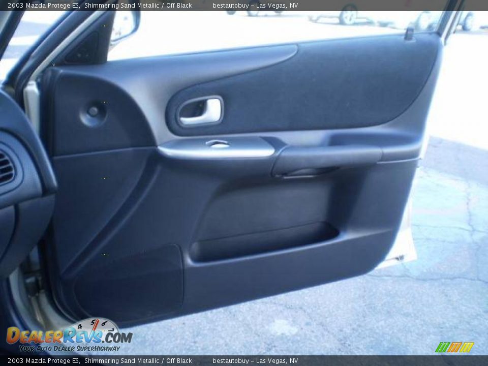 2003 Mazda Protege ES Shimmering Sand Metallic / Off Black Photo #28
