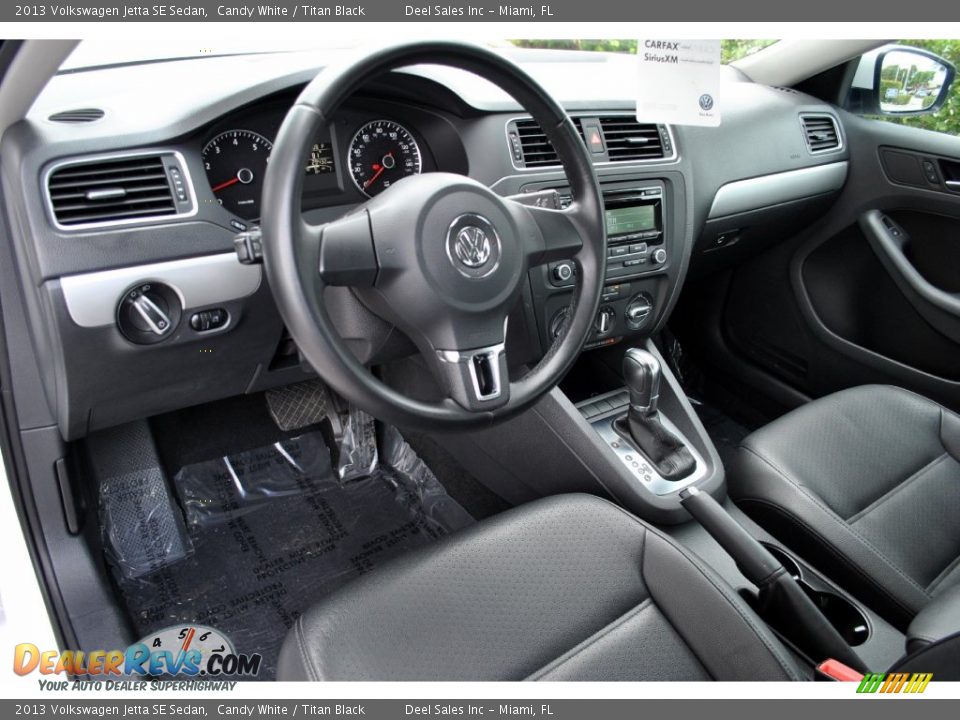 2013 Volkswagen Jetta SE Sedan Candy White / Titan Black Photo #15