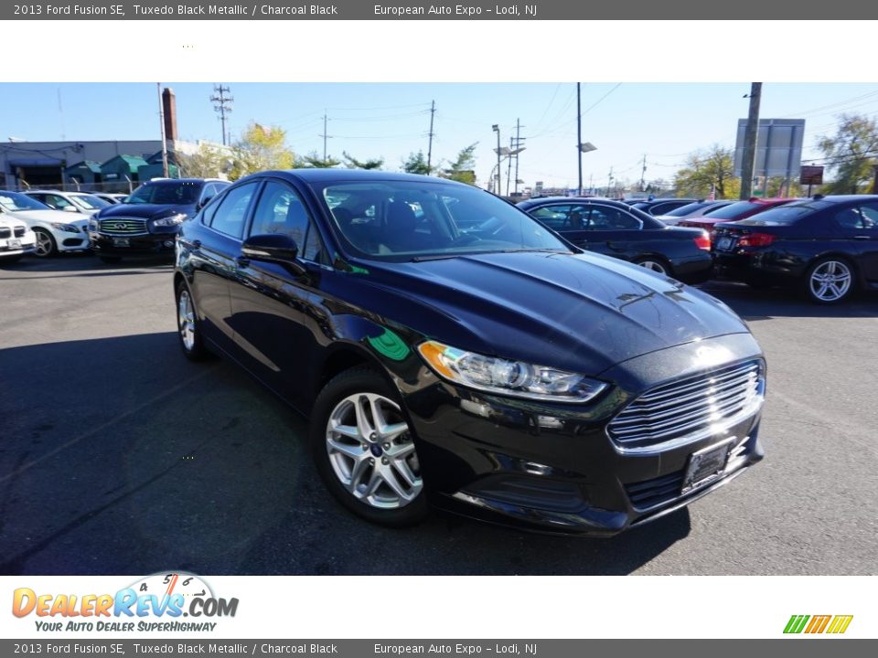 2013 Ford Fusion SE Tuxedo Black Metallic / Charcoal Black Photo #2