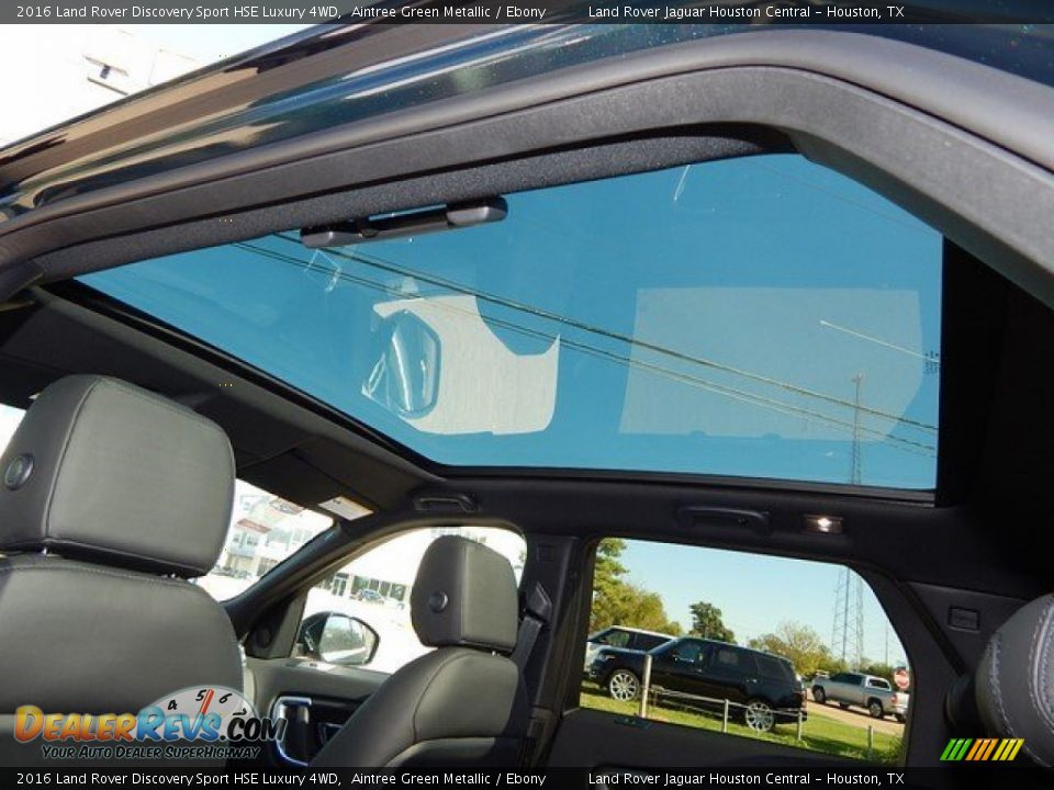 Sunroof of 2016 Land Rover Discovery Sport HSE Luxury 4WD Photo #17