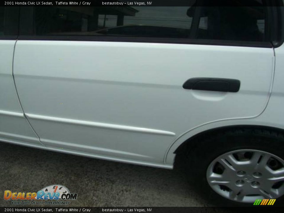 2001 Honda Civic LX Sedan Taffeta White / Gray Photo #7