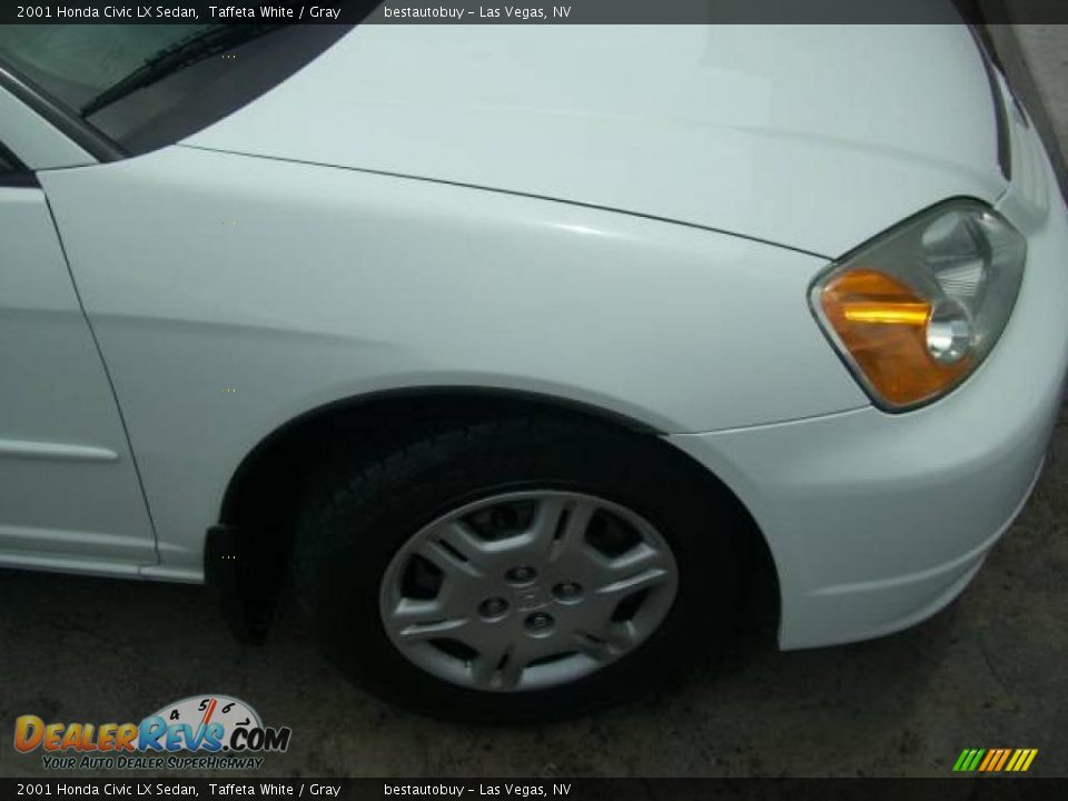 2001 Honda Civic LX Sedan Taffeta White / Gray Photo #10