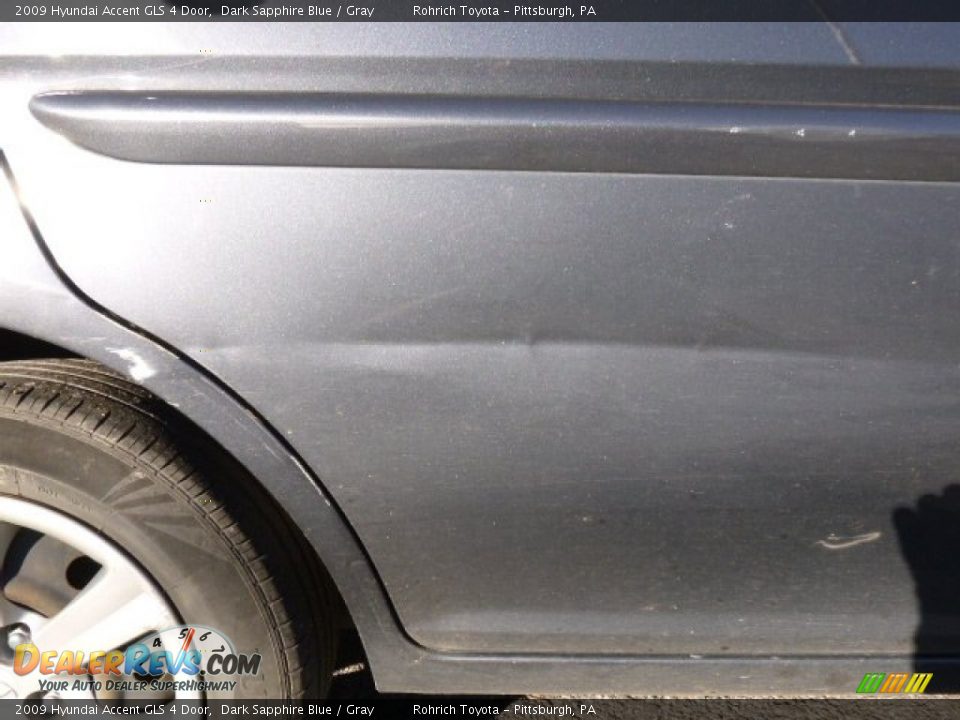 2009 Hyundai Accent GLS 4 Door Dark Sapphire Blue / Gray Photo #2