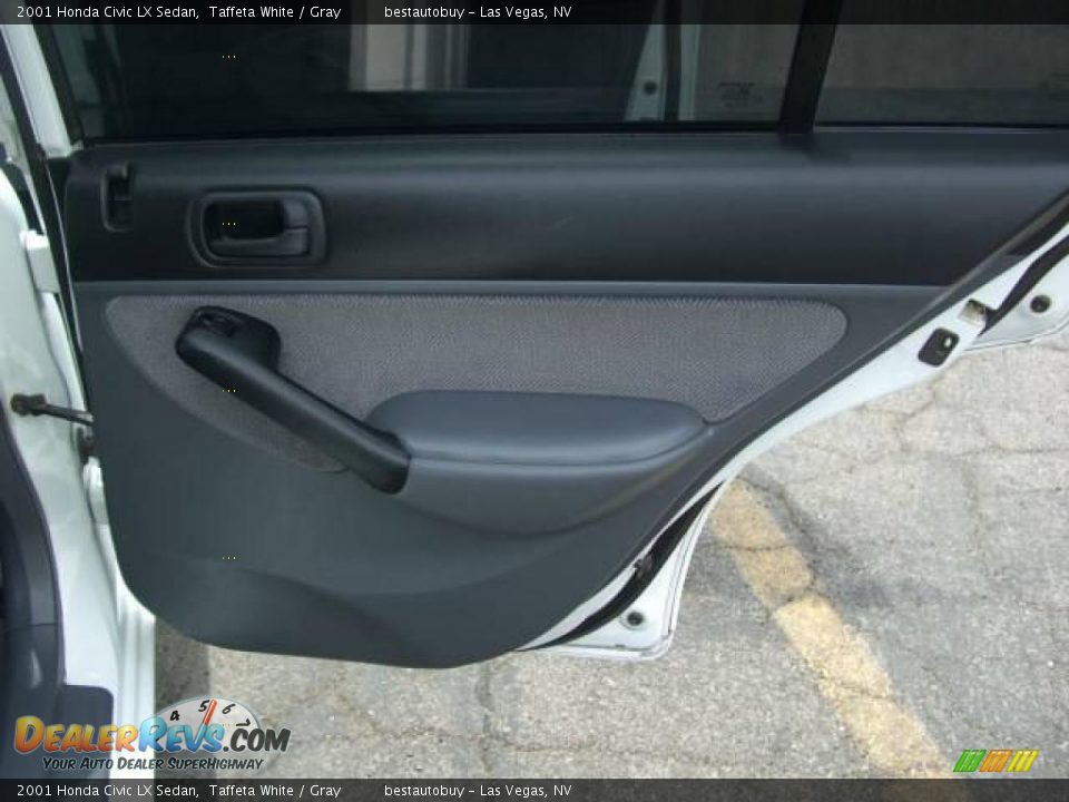 2001 Honda Civic LX Sedan Taffeta White / Gray Photo #18