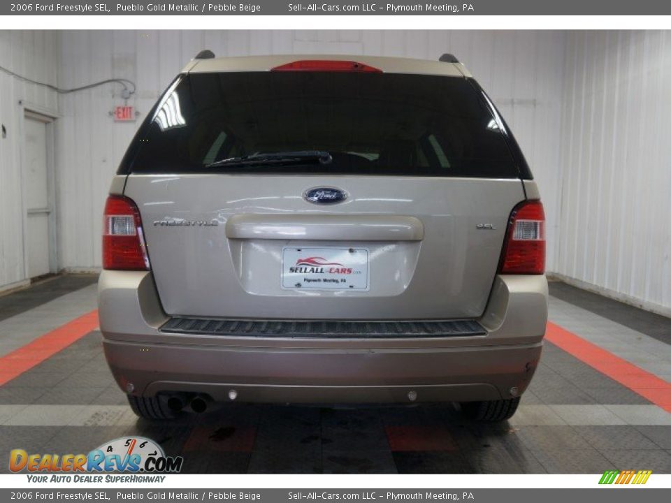 2006 Ford Freestyle SEL Pueblo Gold Metallic / Pebble Beige Photo #9
